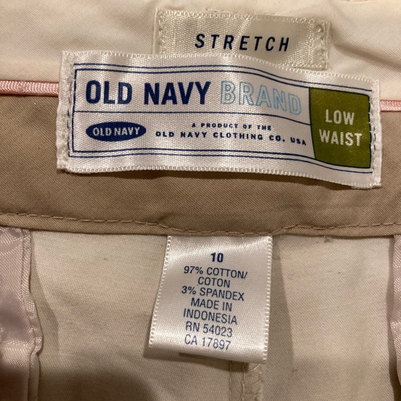 Capris - Picture 3 of 3